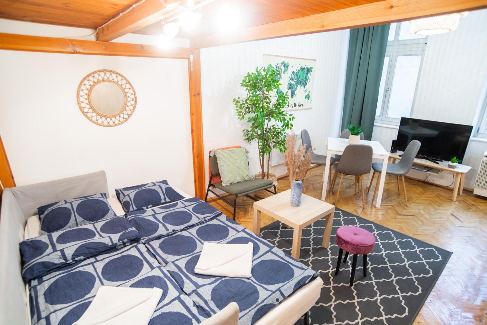 Lovely Apartment In Erzsebetvaros A57 Budapest Luaran gambar